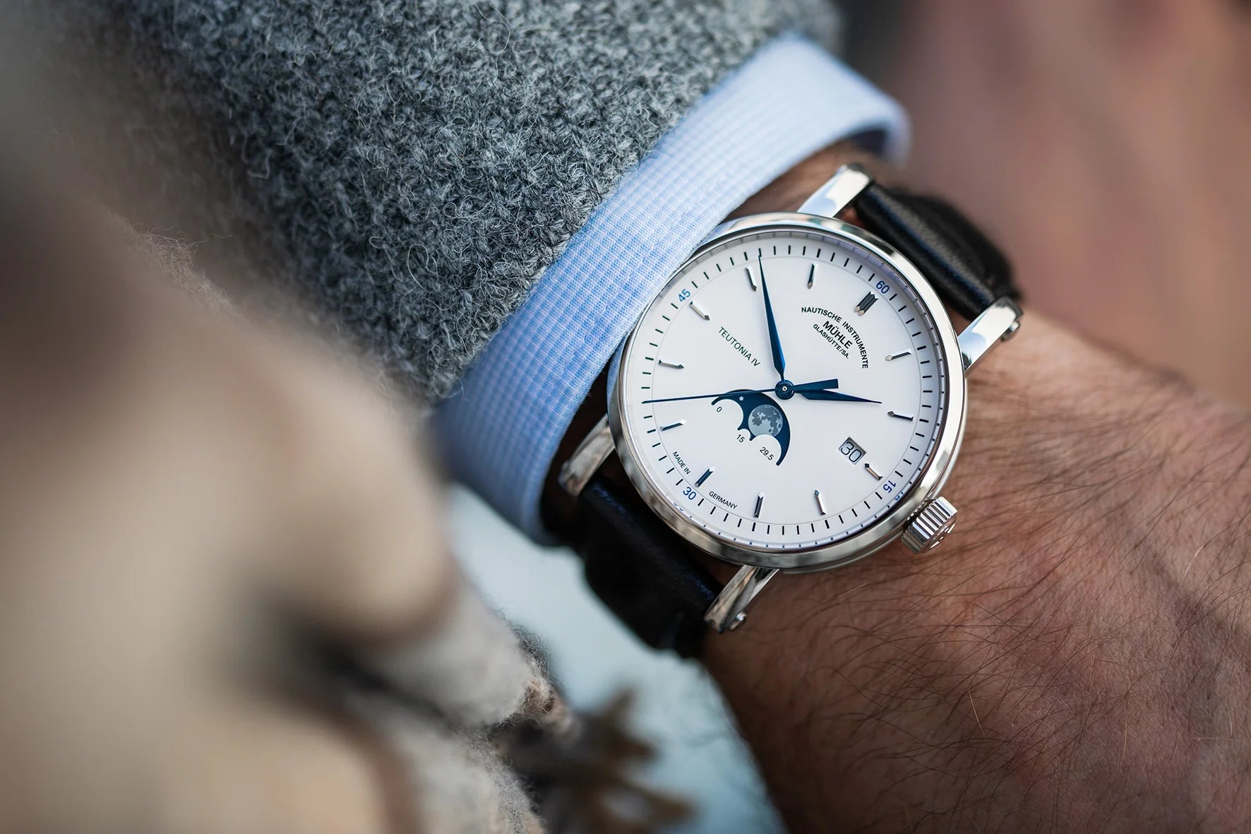 Mühle Glashütte Teutonia IV Mondphase M1-44-05-LB