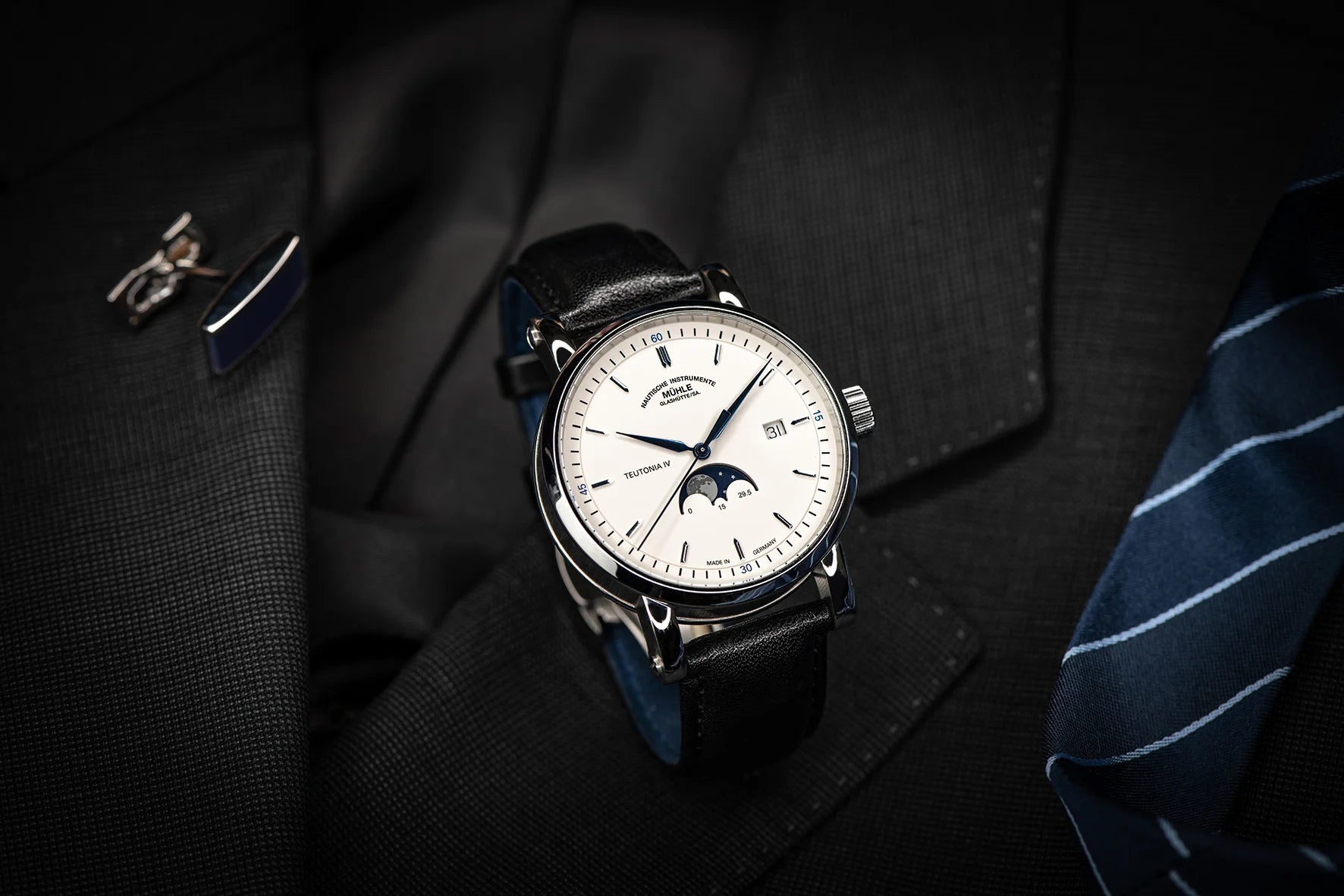 Mühle Glashütte Teutonia IV Mondphase M1-44-05-LB